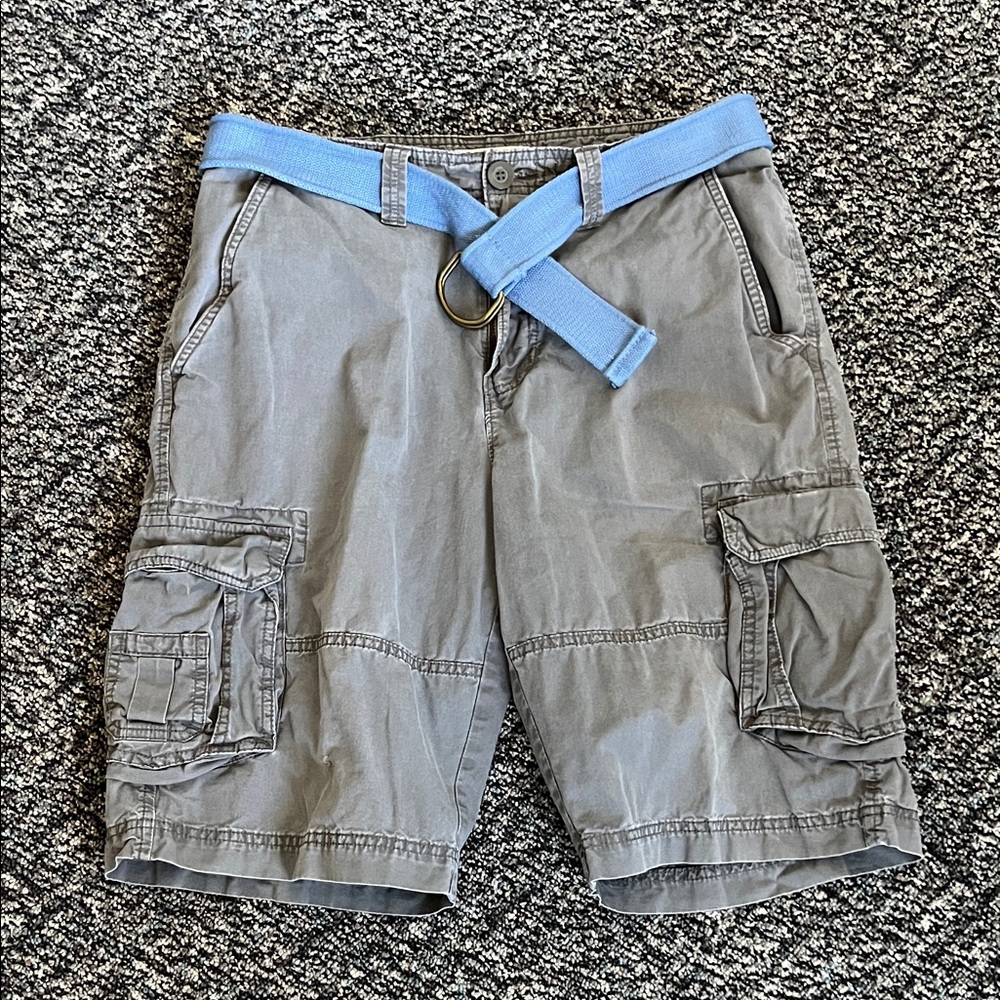 Urban Pipeline Gray Cargo Shorts with Blue Belt